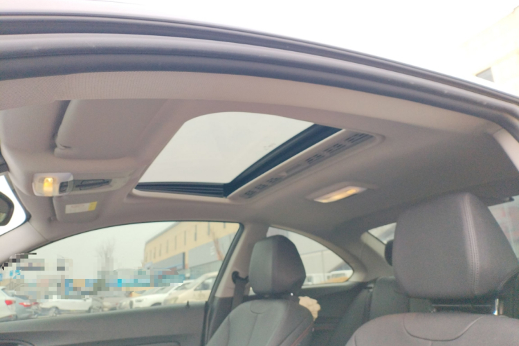 宝马2系(进口) 2019款 225i 运动设计套装局部细节22