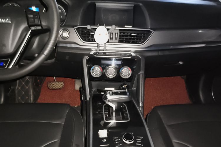 哈弗H6 2018款 蓝标 运动版 1.5T 自动两驱精英型中控内饰16
