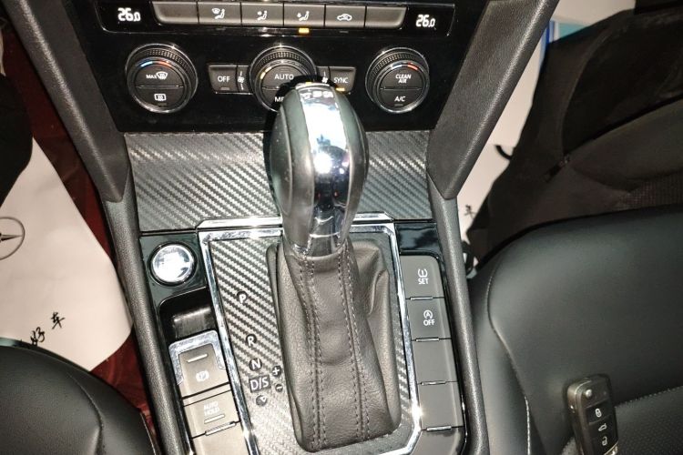 大众 凌渡 2019款 280TSI DSG舒适版 国VI中控内饰18