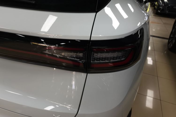 大众 ID.4 X 2023款 升级款 纯净长续航版车身外观6006