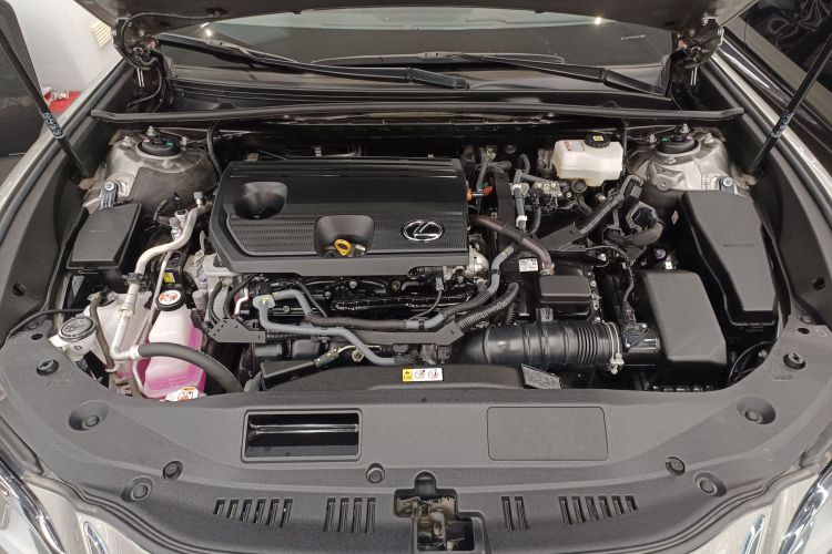 雷克萨斯ES 2022款 300h 卓越版局部细节24