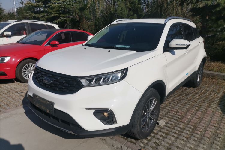 福特 2020款 领界S EcoBoost 145 CVT铂领型车身外观1