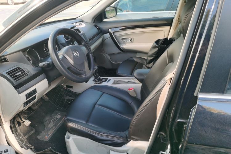 东风风神A60 2016款 1.6L DCT豪华型中控内饰19