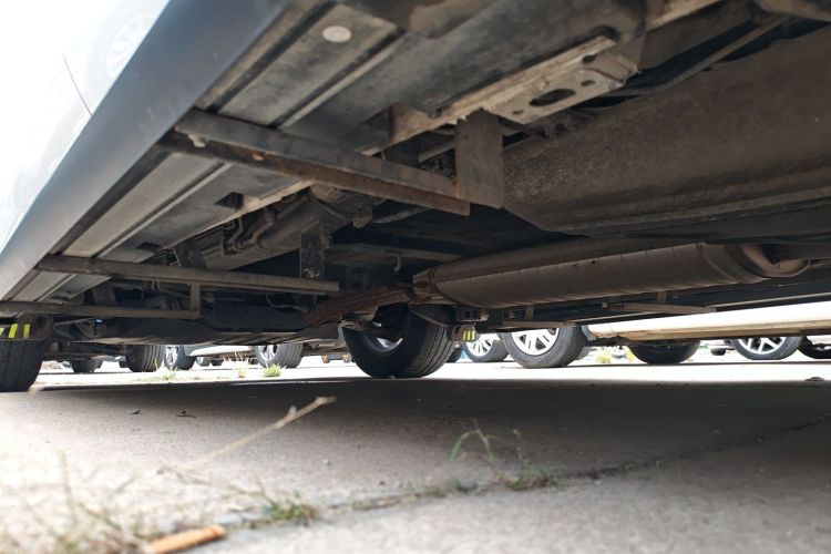 比亚迪 唐 2018款 2.0T 自动智联尊悦型 7座 国V局部细节9002