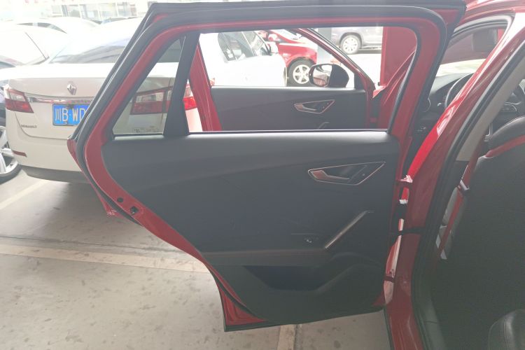 奥迪Q2L 2018款 35 TFSI 时尚动感型 国V中控内饰49