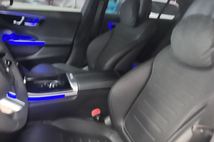 奔驰C级 2025款 改款 C 260 L 皓夜运动版局部细节19