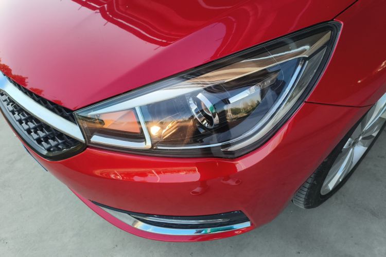 奇瑞 艾瑞泽5 2016款 1.5L 手动领潮版车身外观36