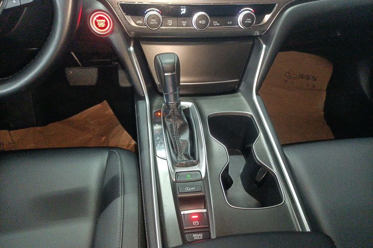 本田 雅阁 2018款 260TURBO 豪华版 国VI局部细节18