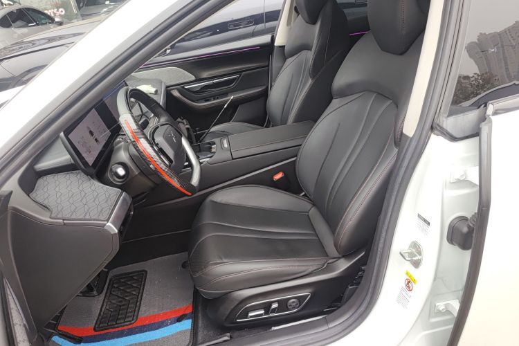 小鹏P7 2020款 670E中控内饰19