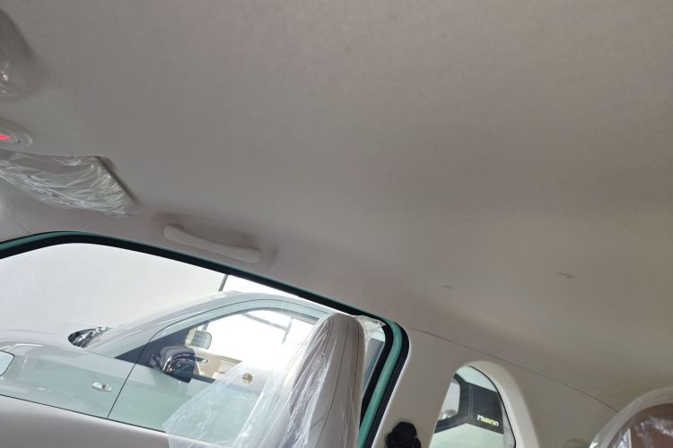 奔腾小马 2026款 222km 炫彩马局部细节22