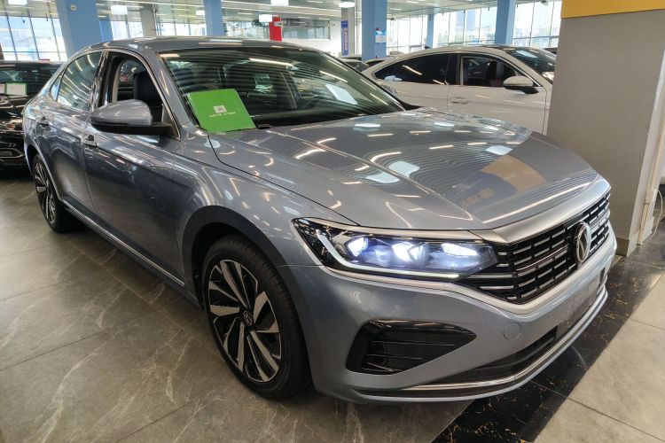 大众 帕萨特 2022款 330TSI 精英版车身外观3