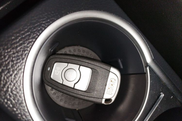 哈弗H6 2017款 蓝标 运动版 1.5T 自动两驱豪华型中控内饰7001