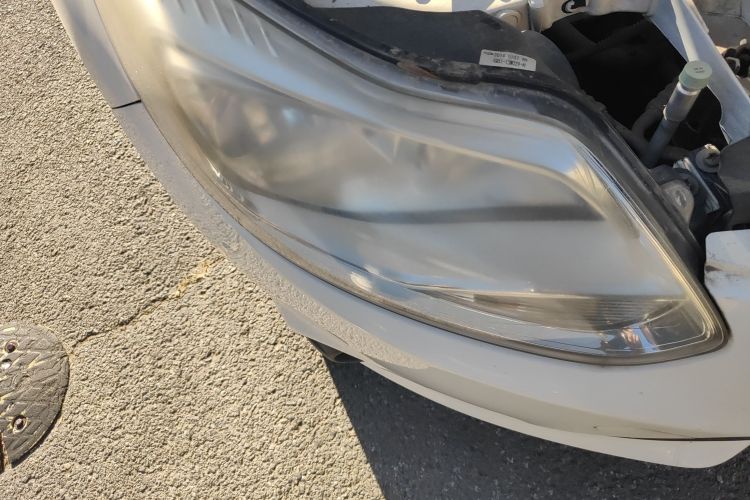 福特 福克斯 2012款 两厢 1.6L 手动舒适型车身外观8