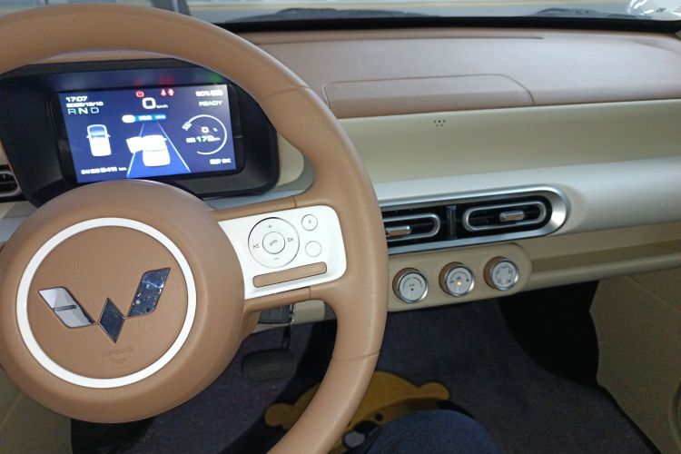 五菱汽车 宏光MINIEV 2024款 第三代 215km 青春版中控内饰16