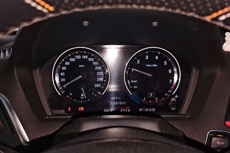 宝马2系(进口) 2018款 220i 敞篷轿跑车 运动设计套装中控内饰14