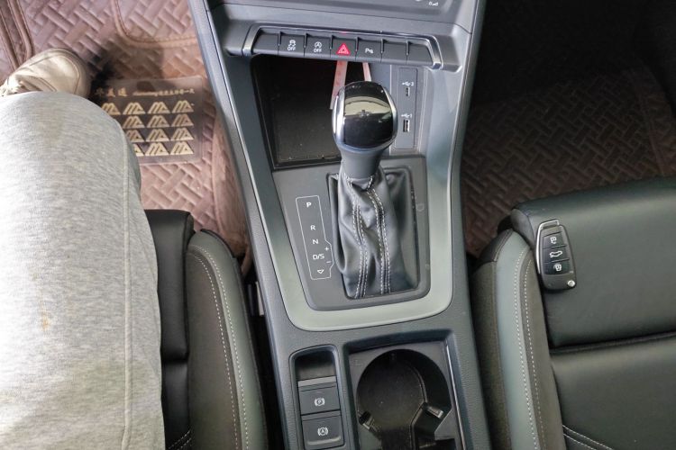 奥迪Q3 Sportback 2020款 40 TFSI 时尚型中控内饰18