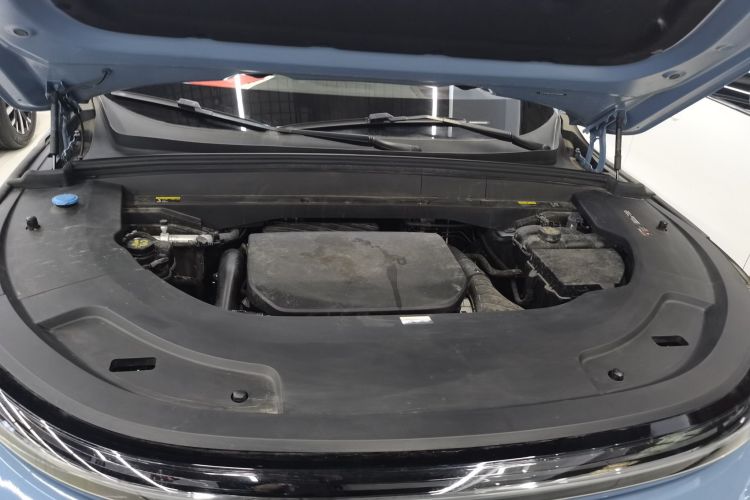 理想汽车 理想L7 2023款 Pro机舱底盘24