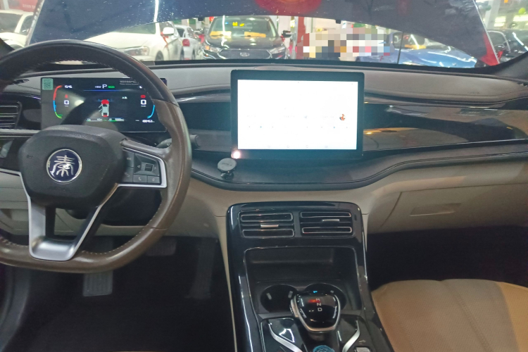 比亚迪 秦PLUS 2024款 荣耀版 DM-i 55KM领先型中控内饰16