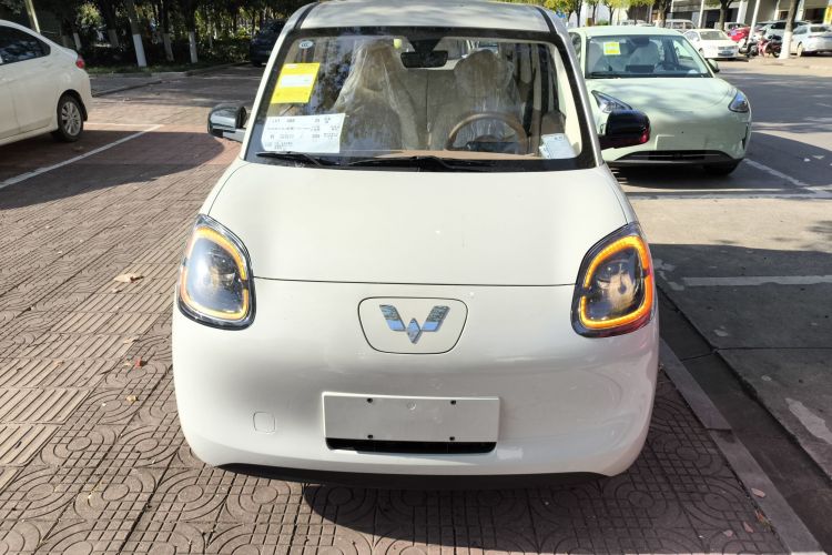 五菱汽车 宏光MINIEV 2025款 四门版 进阶款车身外观2