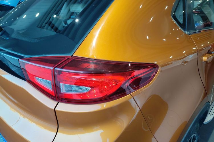 名爵 锐腾 2015款 2.0TGI TST豪华版车身外观6006