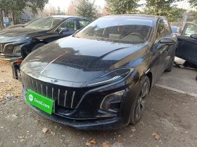 红旗E-QM5 2023款 基础出行版