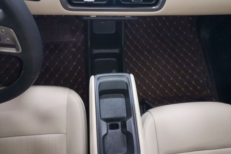 五菱汽车 五菱缤果PLUS 2024款 510km 旗舰版 四座版中控内饰18