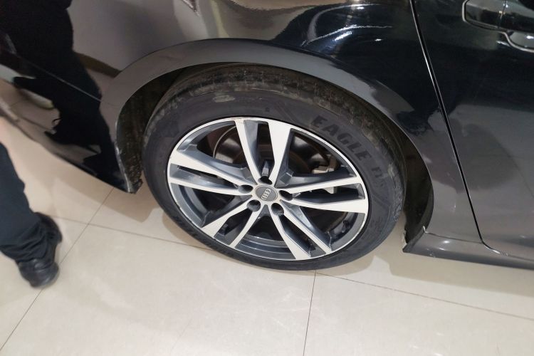 奥迪A6L 2020款 40 TFSI 豪华动感型车身外观6008