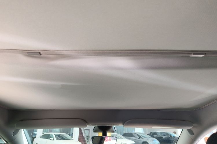 特斯拉 Model Y 2022款 改款 后轮驱动版中控内饰22