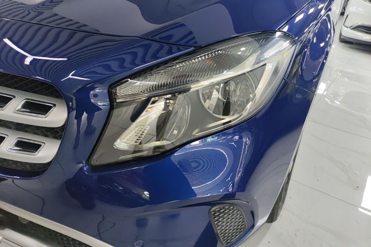 奔驰GLA 2018款 GLA 200 动感型局部细节36