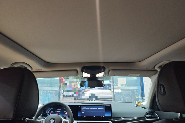 宝马3系 2023款 325Li M运动曜夜套装中控内饰22