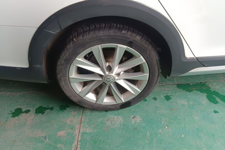 大众 高尔夫(进口) 2019款 1.8TSI 旅行版车身外观6008