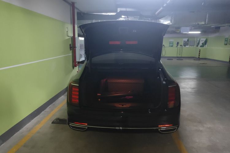 红旗H9 2025款 2.0T 两驱旗享豪华商务版 5座中控内饰23