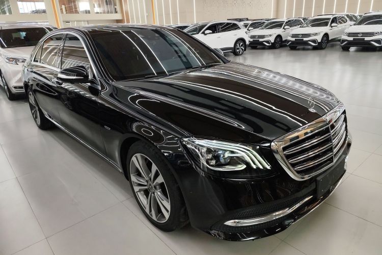 奔驰S级 2020款 S 350 L 尊享型 臻藏版车身外观3
