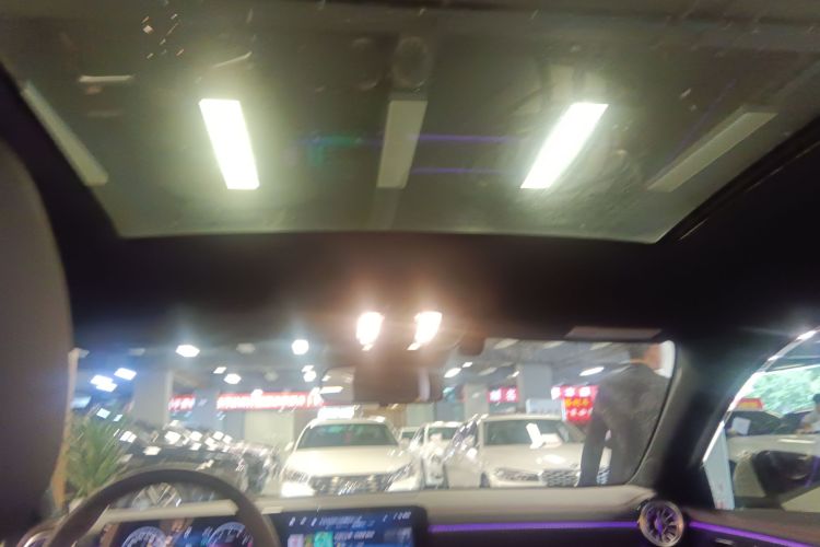 奔驰A级 2024款 改款 A 200 L 时尚型中控内饰22