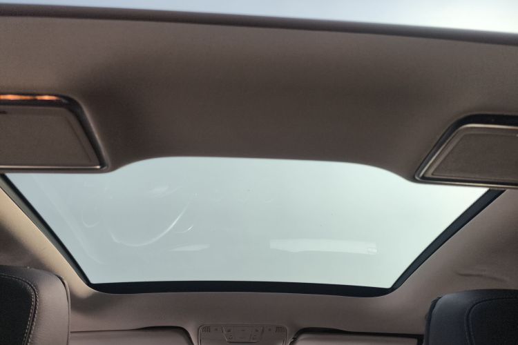 奔驰C级 2015款 C 260 L 运动型局部细节22