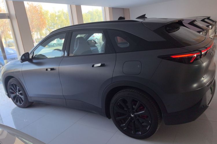 ARCFOX极狐 极狐 阿尔法T5(ARCFOX αT5) 2025款 630 神行版车身外观4