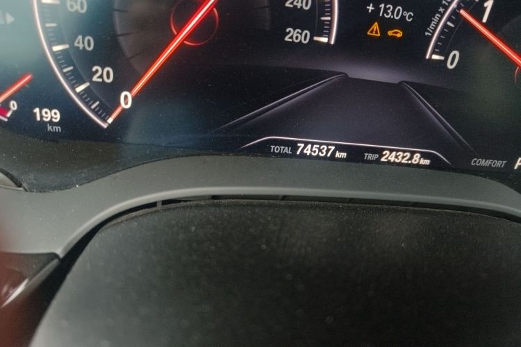 宝马5系 2019款 525Li M运动套装中控内饰15