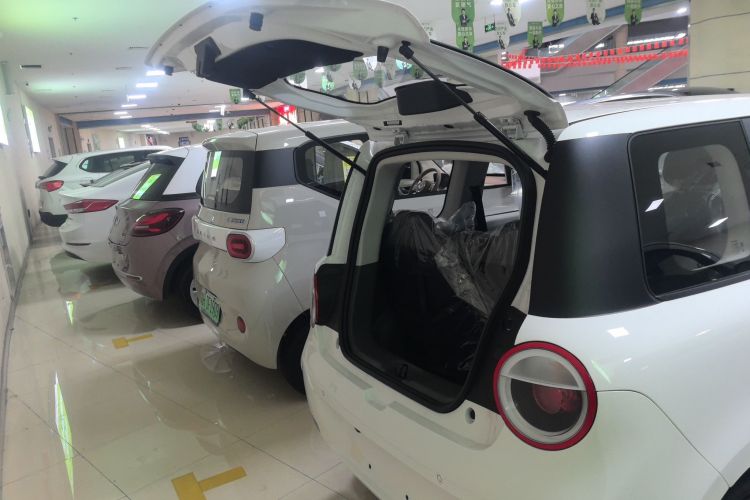 长安启源 长安Lumin 2025款 205km 香沁款机舱底盘23