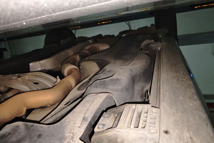 福特 探险者 2024款 2.3T EcoBoost 四驱钛金版 6座局部细节9001