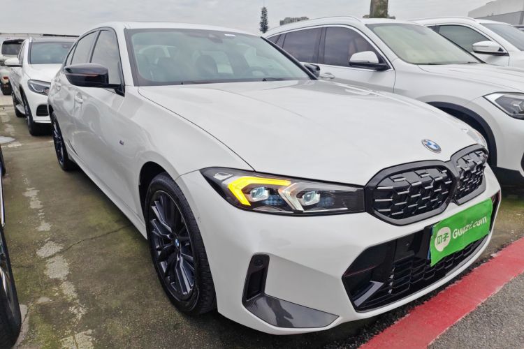 宝马3系 2023款 325Li M运动曜夜套装车身外观3