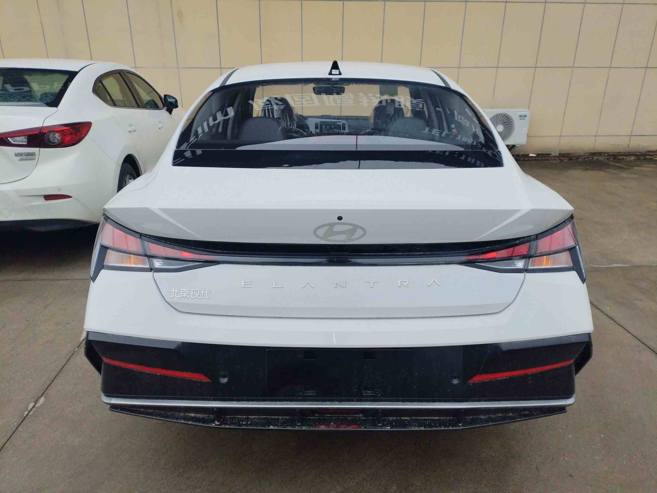 现代 伊兰特 2023款 1.5L CVT GLX精英版(3)