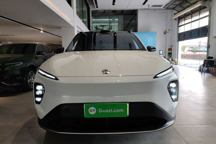 蔚来EC7 2023款 100kWh 首发版车身外观2