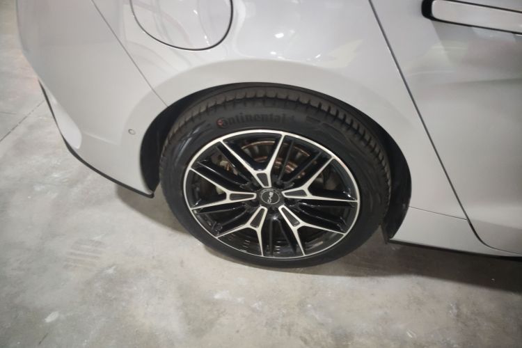 比亚迪 海豹 2025款 650智驾版车身外观6008