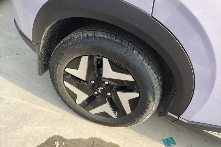 五菱汽车 缤果S 2025款 430km 旗舰款车身外观6008