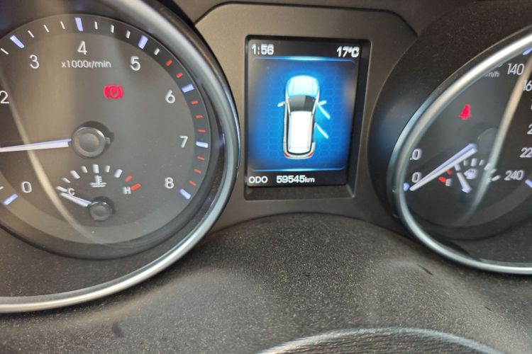 哈弗H6 Coupe 2015款 蓝标改款 2.0T 手动两驱都市型中控内饰15