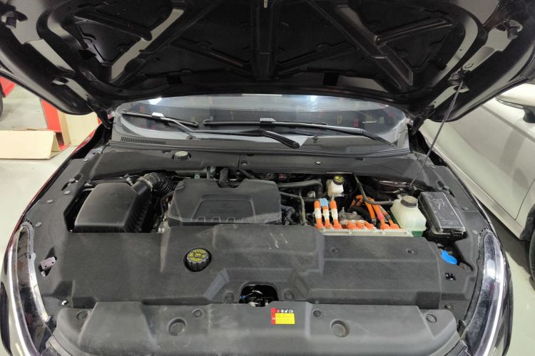 五菱汽车 五菱星光 2023款 70 标准版机舱底盘24