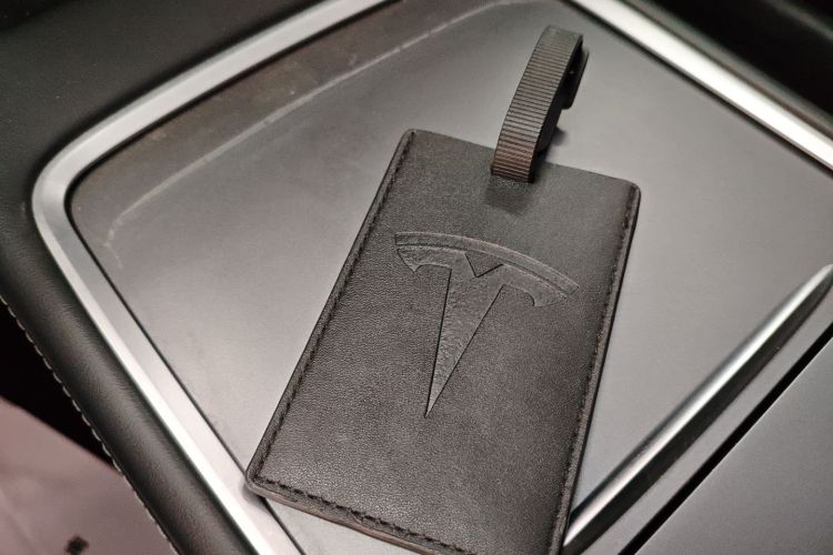 特斯拉 Model Y 2022款 改款 后轮驱动版中控内饰7001