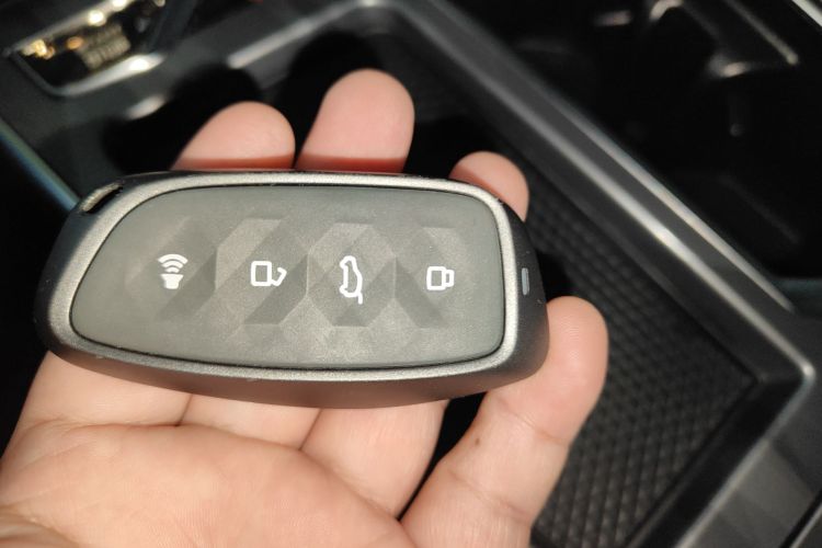 哈弗神兽 2022款 1.5T 智享版DHT中控内饰11