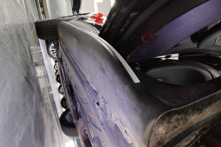 奔驰GLC 2021款 GLC 300 L 4MATIC 动感型局部细节9002