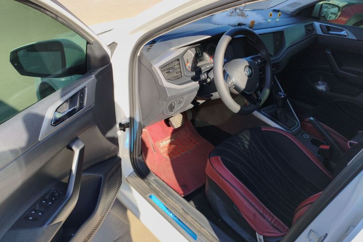 大众 Polo 2019款 Plus 1.5L 自动全景乐享版中控内饰20